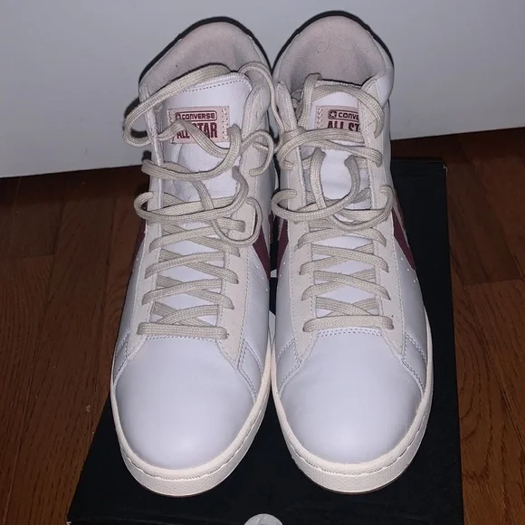 - Converse HI Top sneakers - Picture 4 of 8